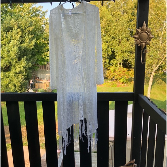 White crochet fringed cardigan - Picture 8 of 14